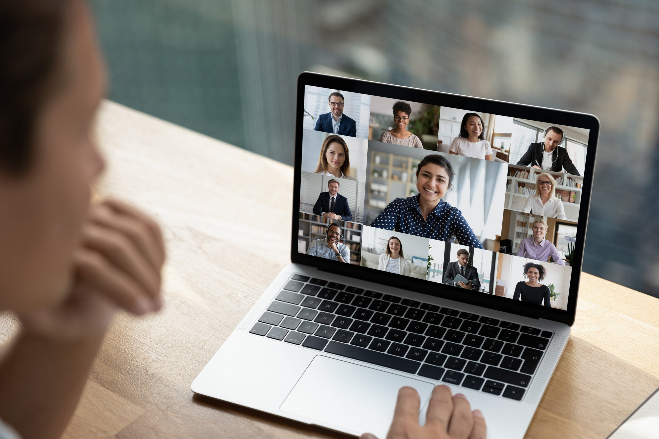 Group of people learning together on zoom.